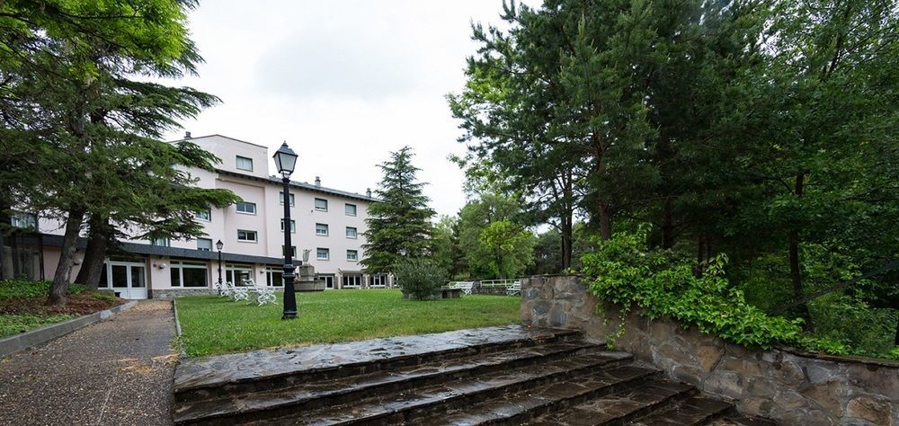 Hotel La Pardina Sabiñánigo Buitenkant foto